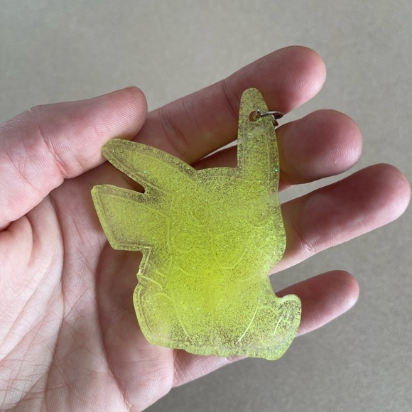 🎉🎉HP🎉🎉 Handmade Pokemon- Pikachu Keychain - Picture 4 of 7